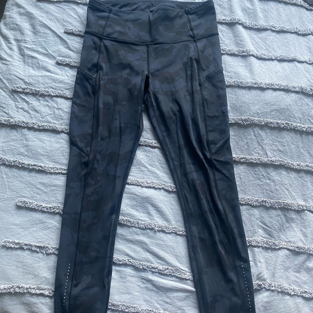Fast & Free high rise 25” camo leggings